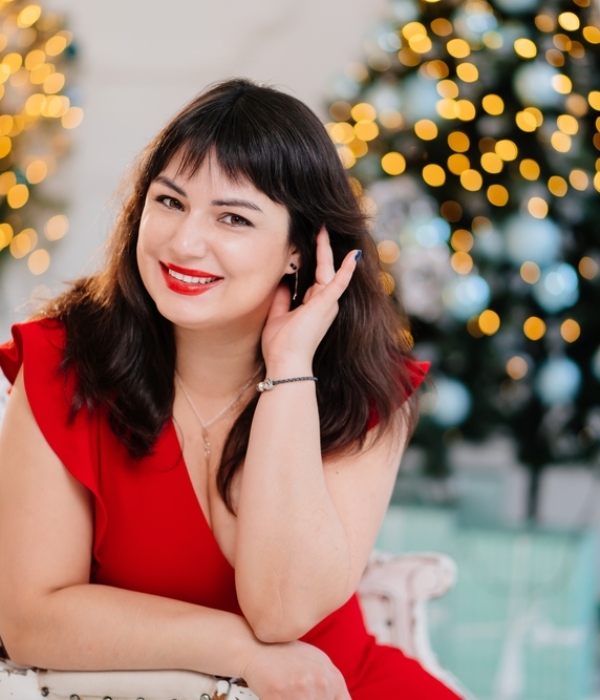 8 idées de tenue femme ronde pour Noël