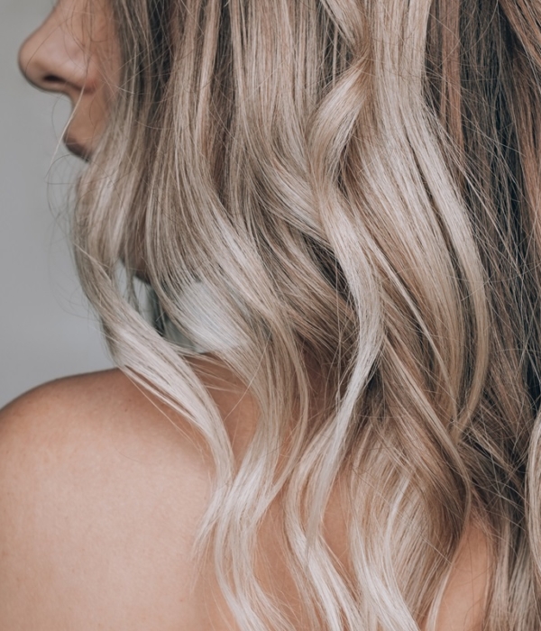 Brushing wavy : nos astuces pour le réussir