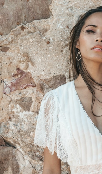 Comment bien accessoiriser une robe blanche d’été : le guide mode qui change tout